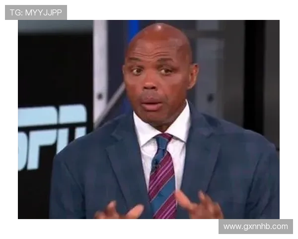 查尔斯·巴克利篮下强攻效率超哈基姆形成篮下统治对决